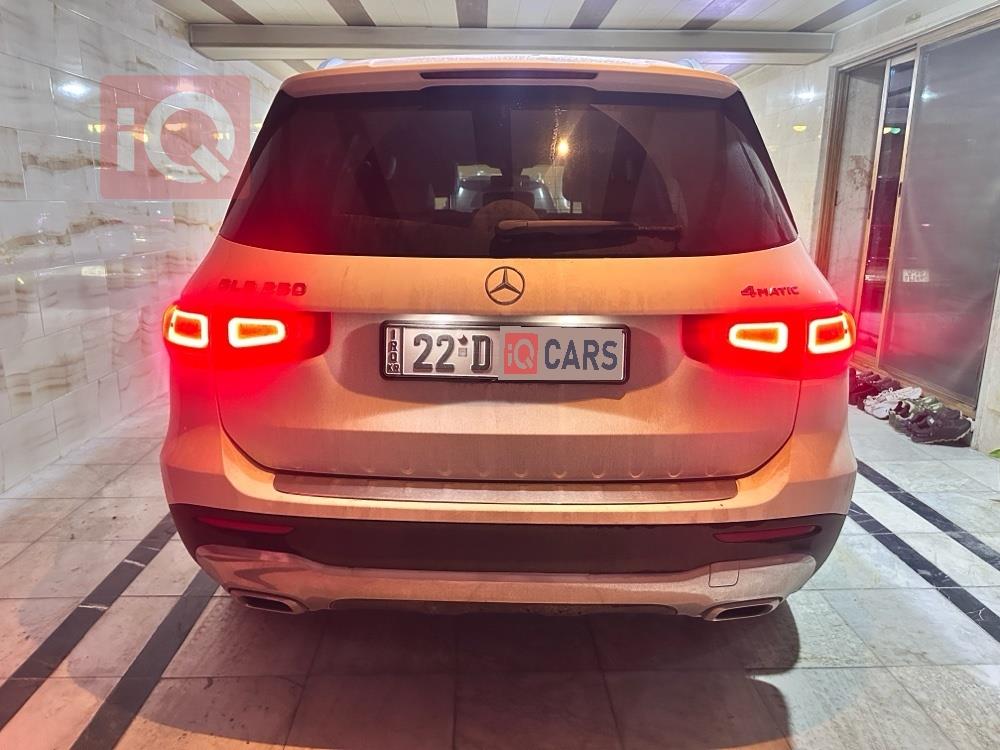 مرسيدس بنز GLB